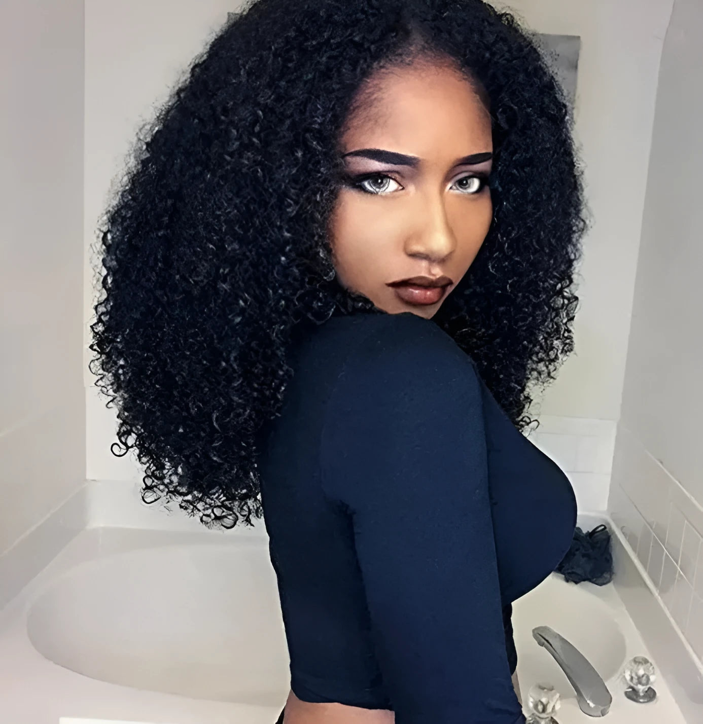 Short curly wig with 16 inch length, high temperature wire fibres, rose intranet, lightweight 200g