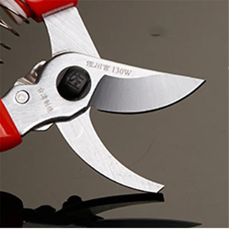 130W electric pruning shears with SK5 high carbon steel blades for landscaping work
