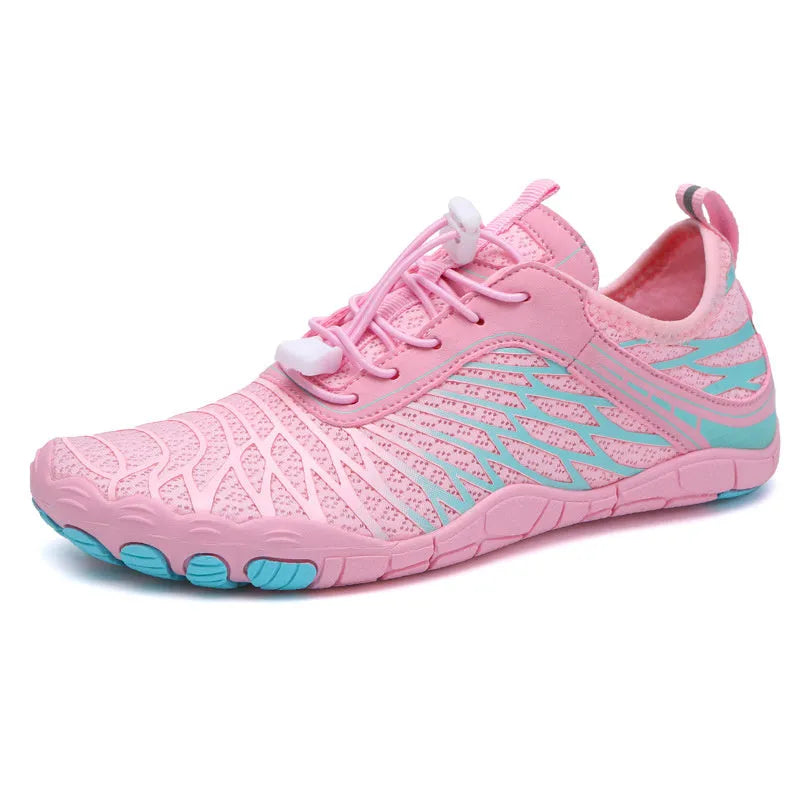 Lace-up outdoor sports shoes in various colours with rubber soles and breathable construction