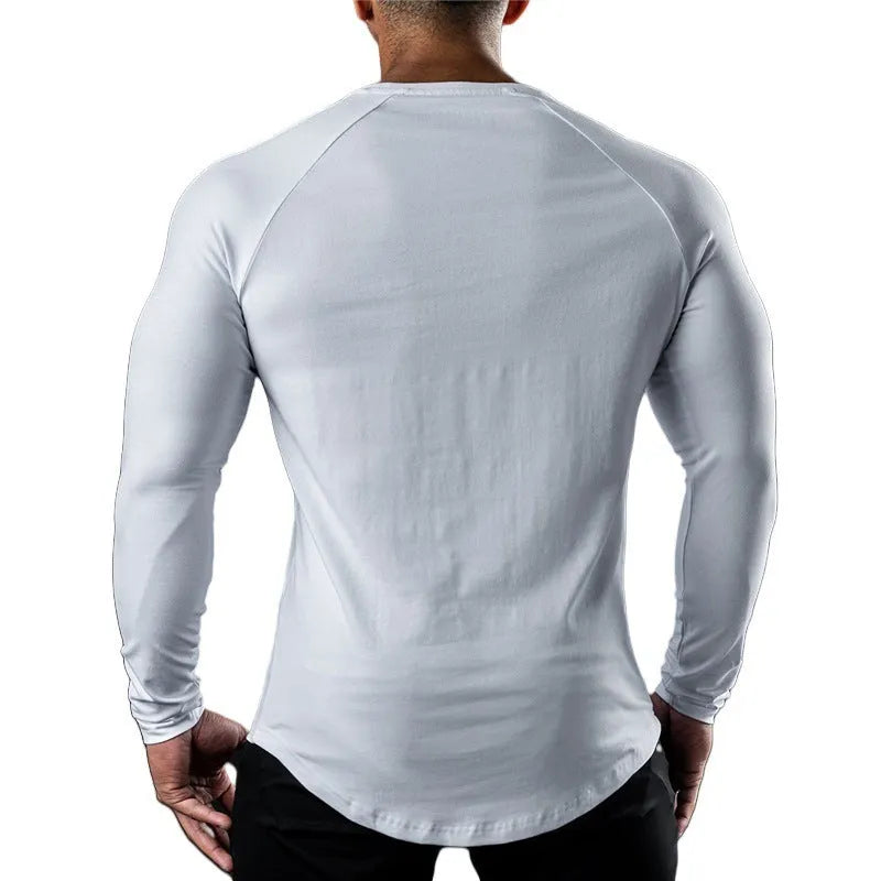 Men's cotton athletic t-shirt in various colours with tight fit and short sleeves