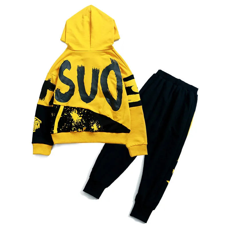 Boy's black hooded cotton sports suit with Korean-style letter pattern and matching trousers