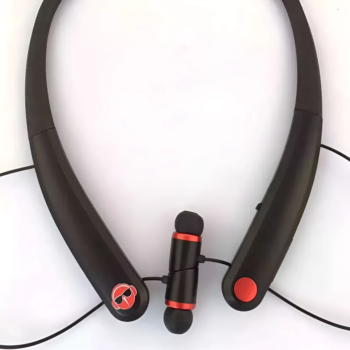 BT-890 hanging neck wireless Bluetooth headset in 890black colour with 8-hour battery