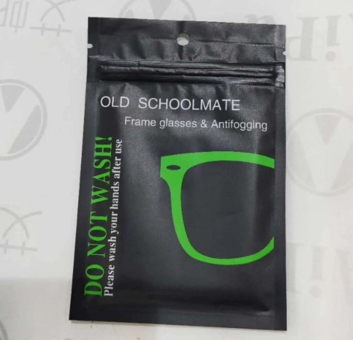 Pack of five black anti-fog glasses cloths 15x15cm for lens cleaning