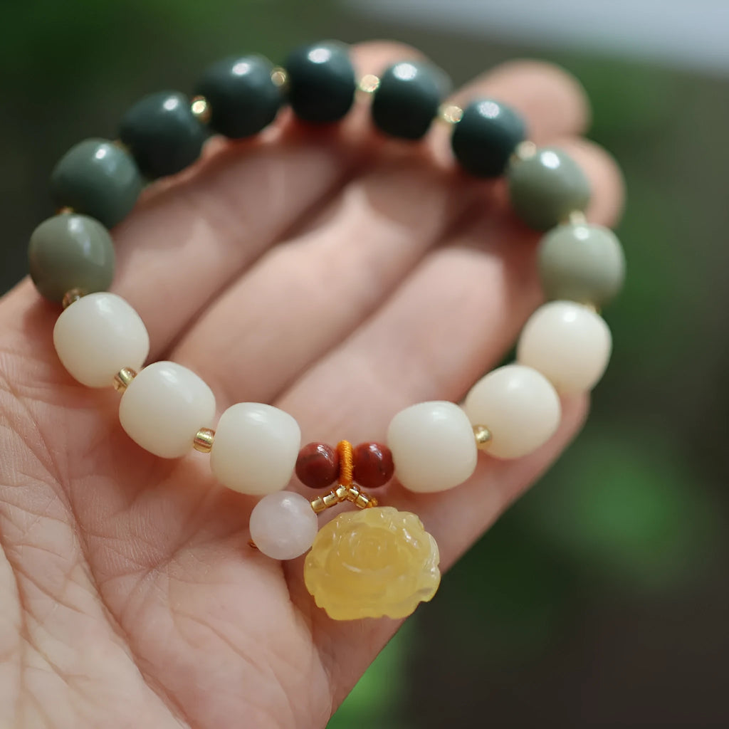 Woven gradient white jade Bodhi bracelet with beeswax lotus charm, 10mm beads, retro flower design