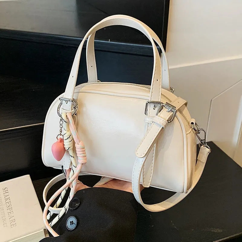 Korean style women's shell shaped shoulder bag in soft PU material with square design