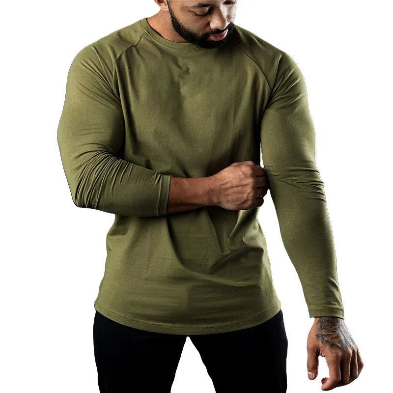 Men's cotton athletic t-shirt in various colours with tight fit and short sleeves