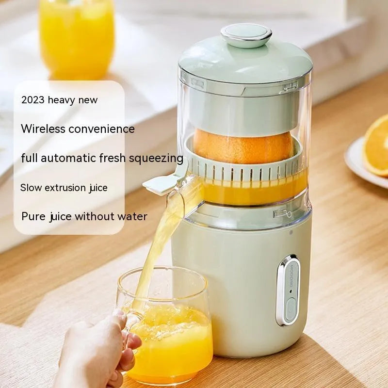 Fresh green and simple white portable wireless electric juicer with USB charging cable