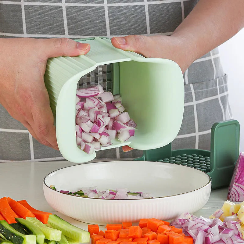 Green manual vegetable chopper with stainless steel blades for onions, potatoes, cucumbers