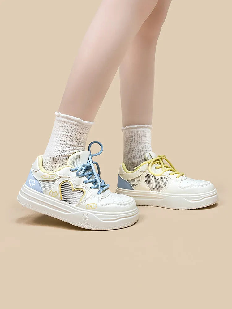 Summer mesh breathable sports casual sneakers in Meow Rabbit Sea Salt Cheese colour with lace-up closure