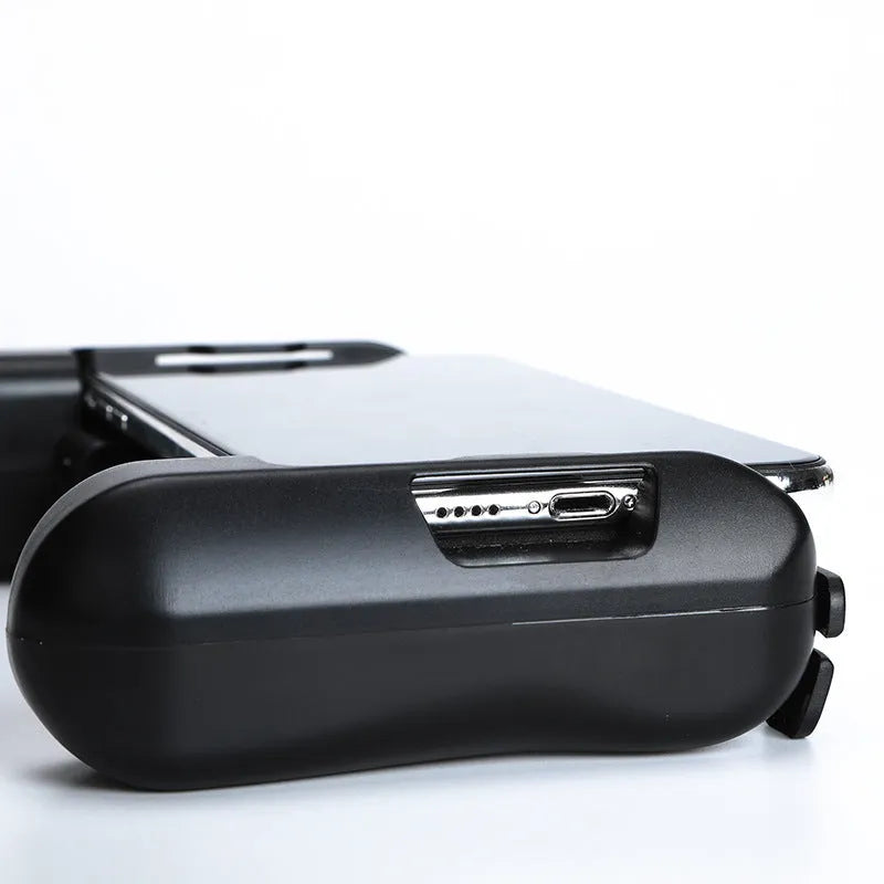 Black Cooling Bluetooth Controller P2 for iPhone mobile gaming with cooling fan