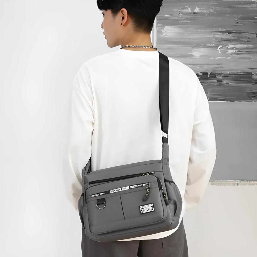 Men's multi-pocket crossbody bag in Oxford cloth, solid colour, large capacity, urban simplicity style