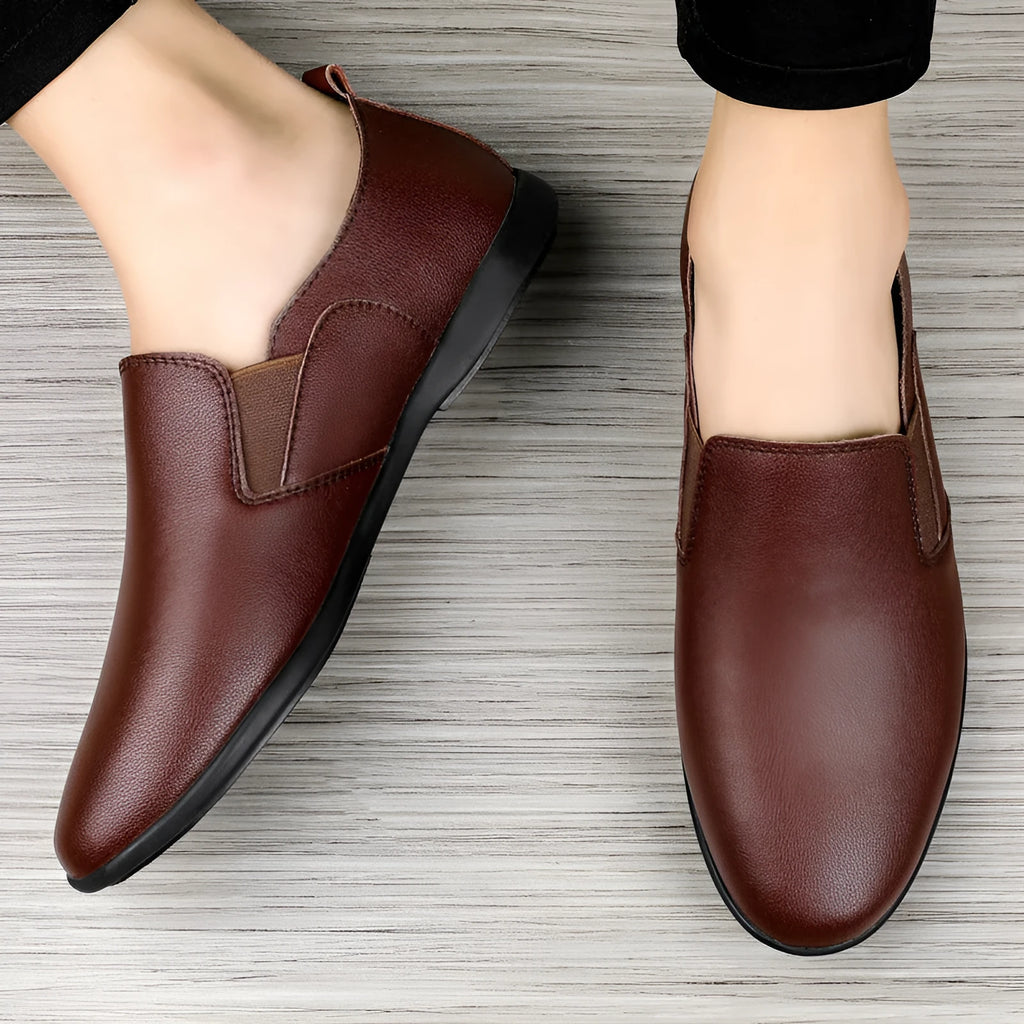 Men's black and brown leather business casual shoes with round toe and genuine cowhide upper