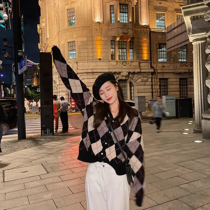 Macaron colour knitted casual cardigan in Japanese and Korean style with regular sleeves