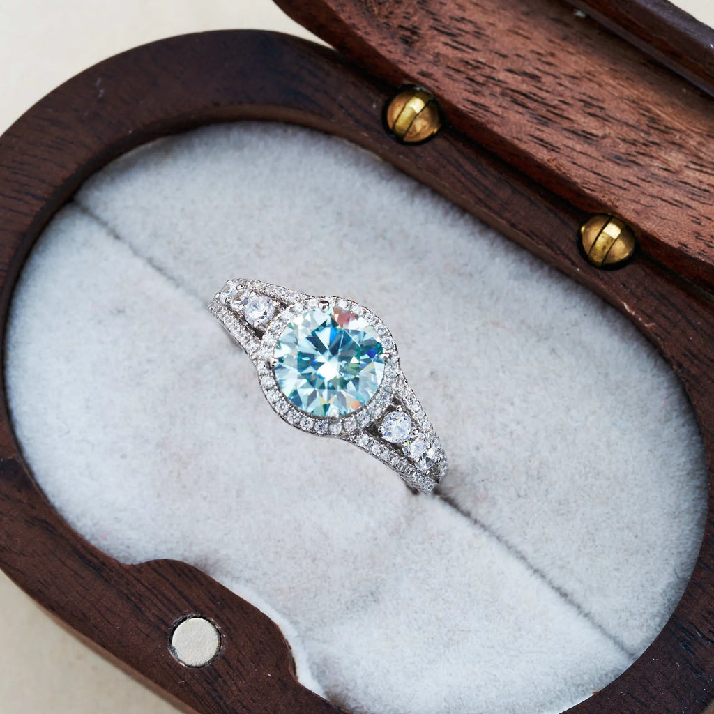 S925 sterling silver men's moissanite ring with 6mm round stone and inlaid gem setting