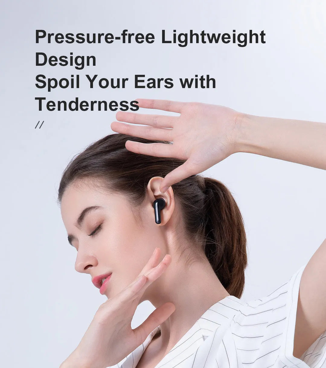 GT3 true wireless Bluetooth in-ear sports headphones in black with charging case