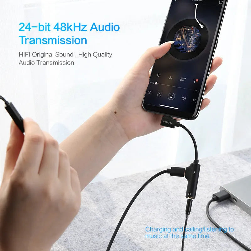 Black lightning to 3.5mm audio and charging adapter with aluminium alloy construction