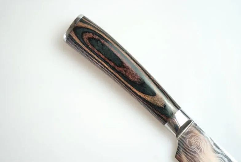 7Cr17 stainless steel kitchen knife with Damascus patterned 18 cm blade and coloured wood handle