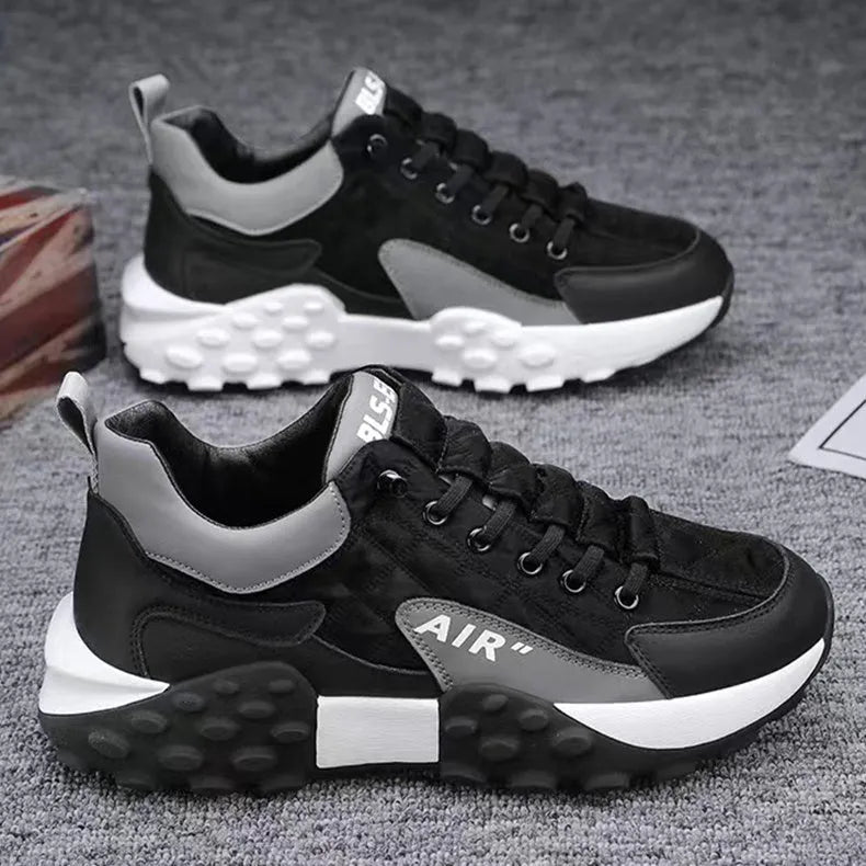 Men's breathable running sports shoes with non-slip rubber and EVA sole and cross straps