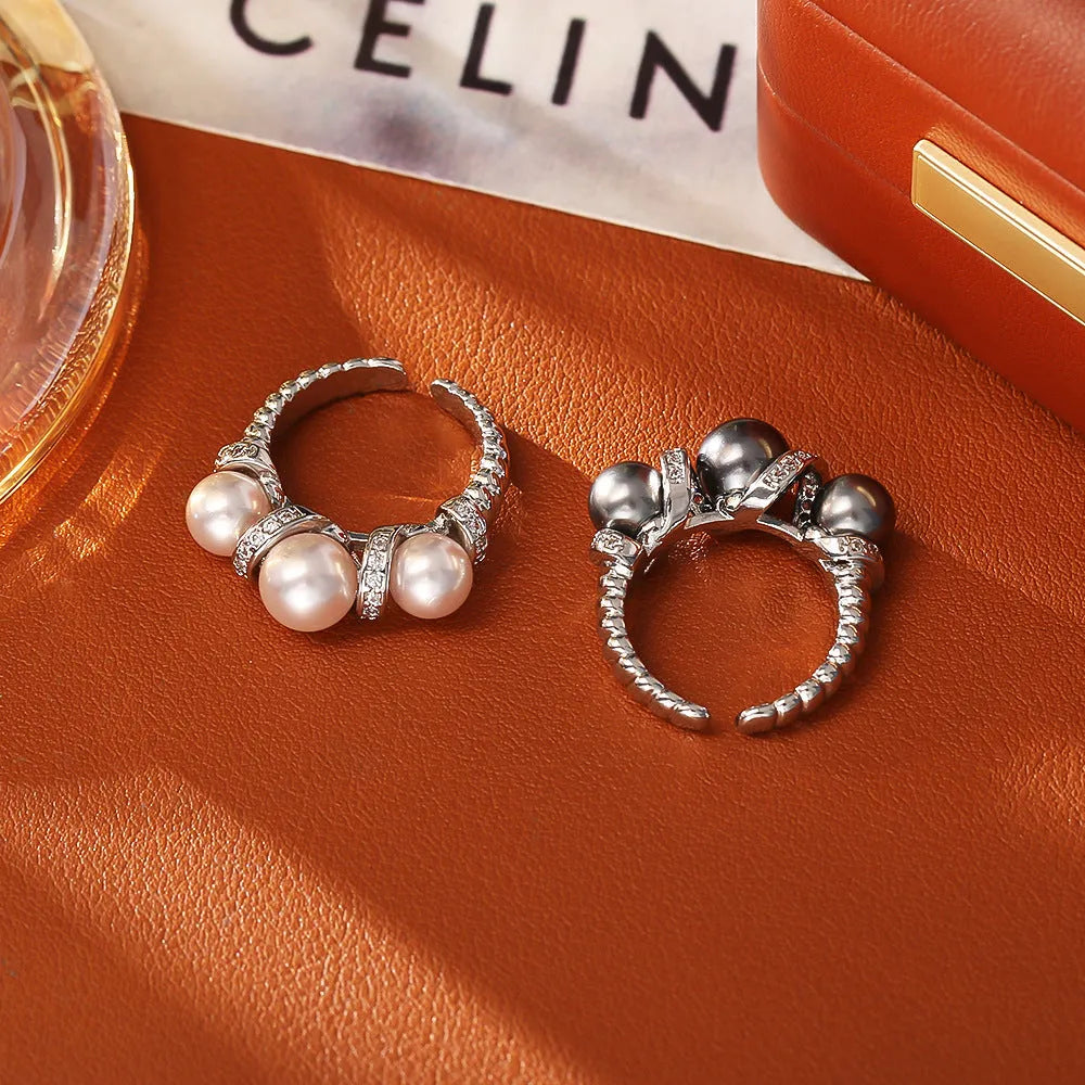 Liersherf open-end ring with round pearl, real gold plated on copper, grey or white colour option.