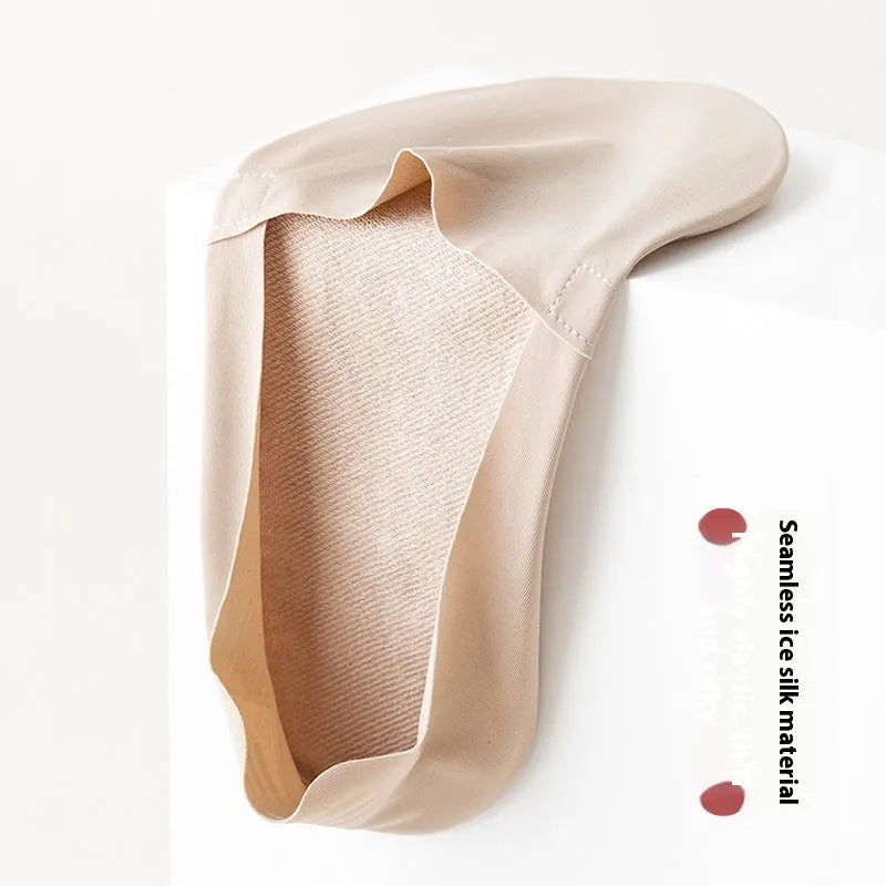 Men's invisible seamless low-cut socks with pure cotton bottom and ice silk fabric in multiple colours