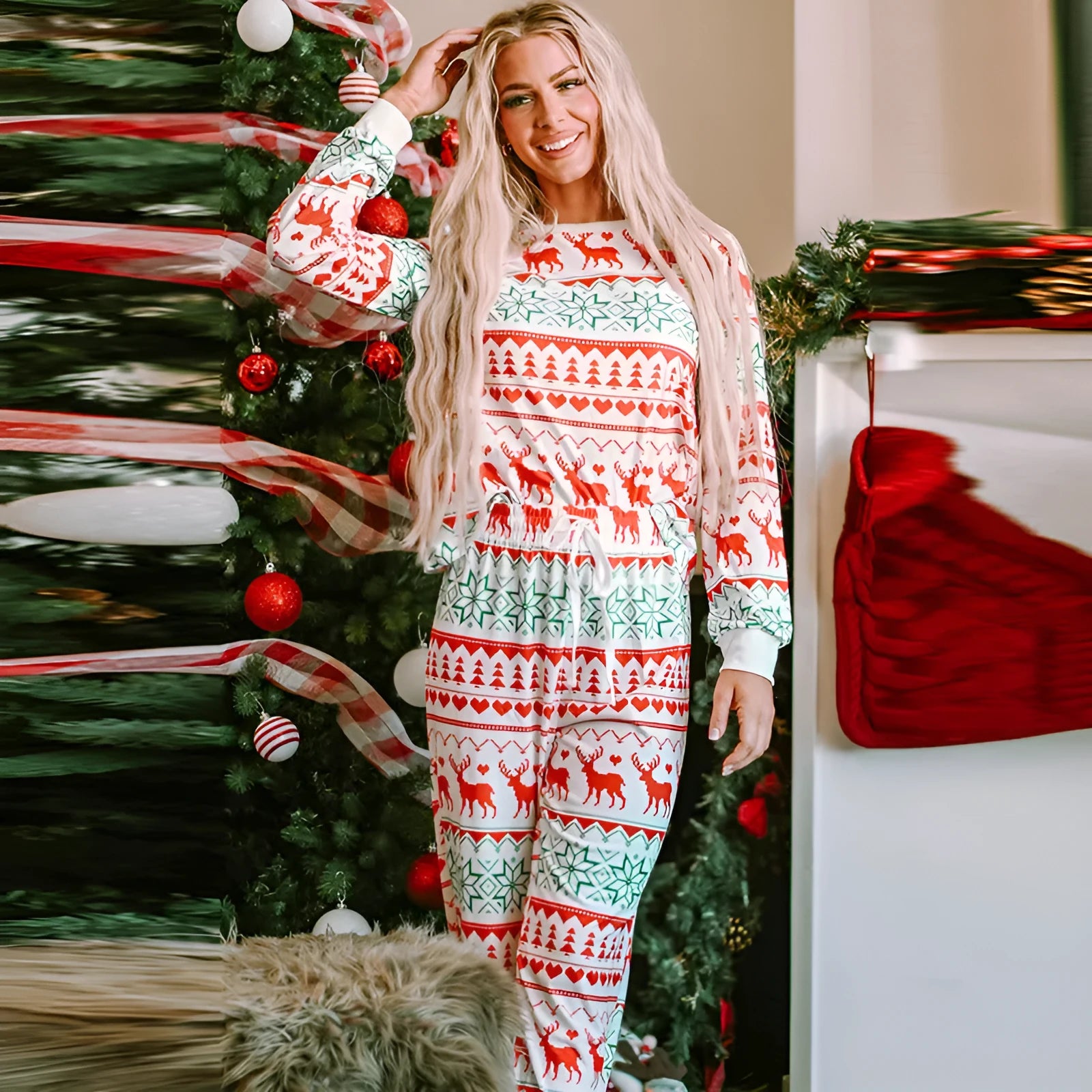 White Christmas fashion suit set with printed polyester top and trousers, casual long sleeve style