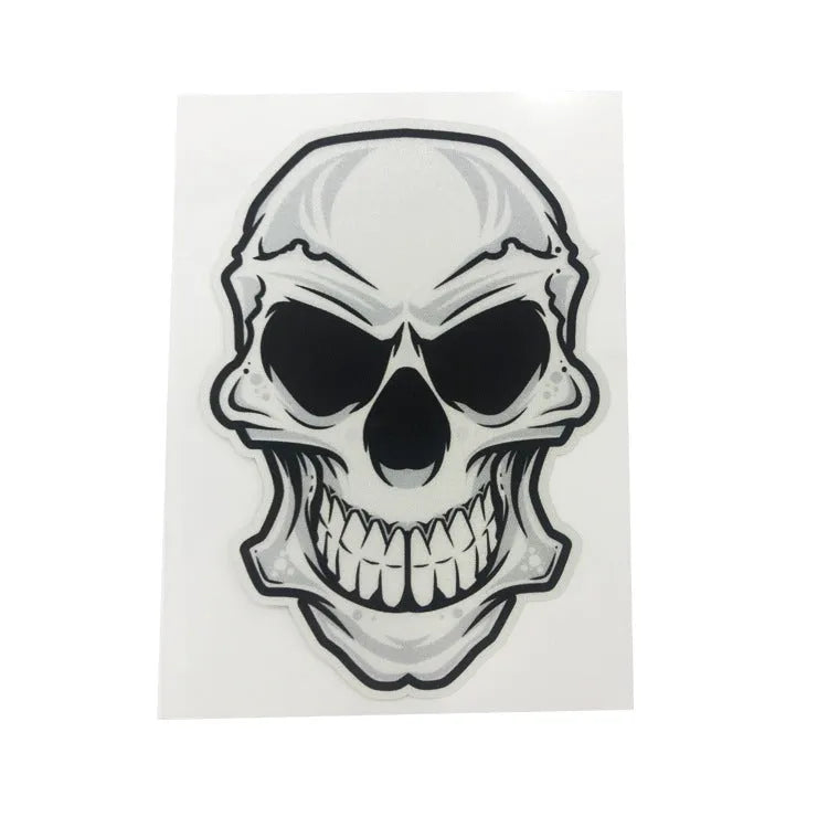 Self-adhesive skull reflective car sticker 13cm, Skull-5 style, on a car exterior