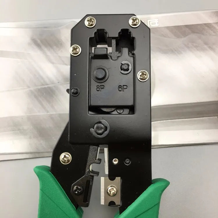 Green dual-purpose network cable pliers with tool steel body, plastic handle, 200 mm² crimping capacity, 100 mm clamp handle.