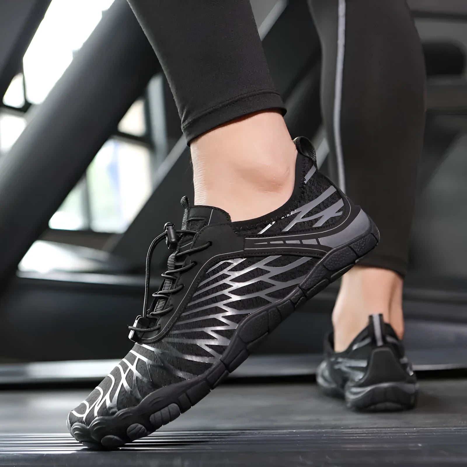 Lace-up outdoor sports shoes in various colours with rubber soles and breathable construction