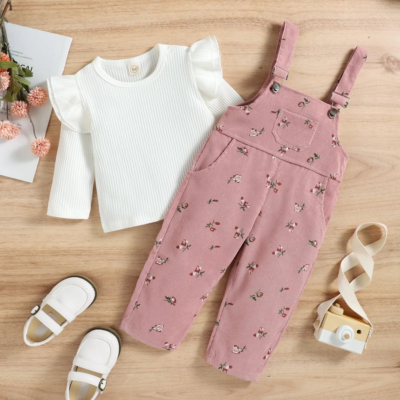 Girls long-sleeved printed cotton blouse and corduroy suspender trousers suit in pink