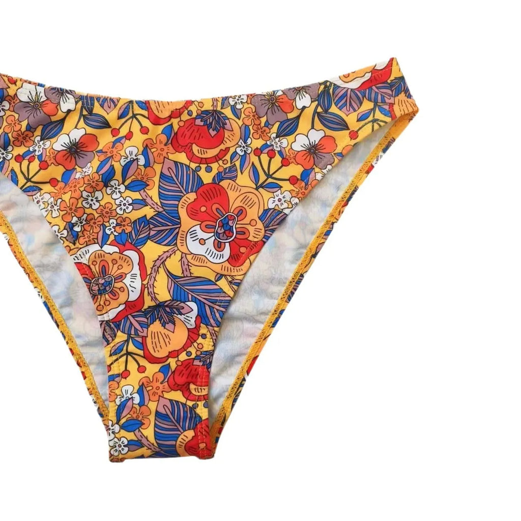 Plus size women's floral print strap bikini swimsuit set with bra and briefs