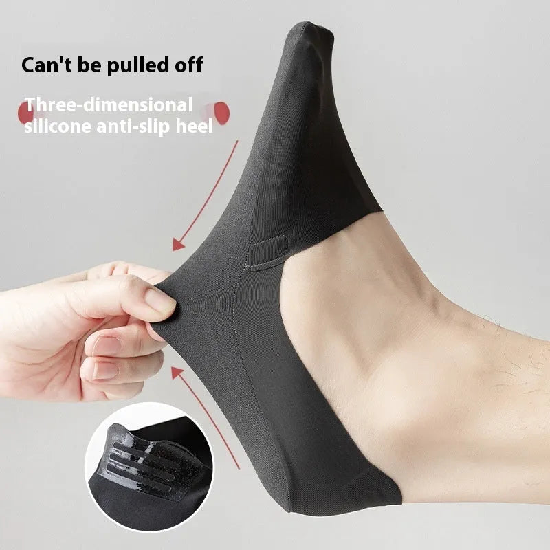Men's invisible seamless low-cut socks with pure cotton bottom and ice silk fabric in multiple colours