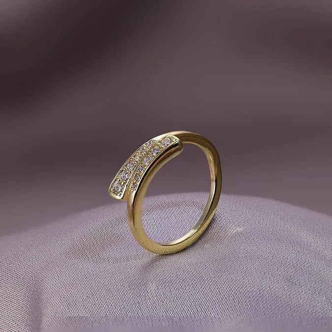 Geometric gold plated toe ring with rhinestone or water drop design options.