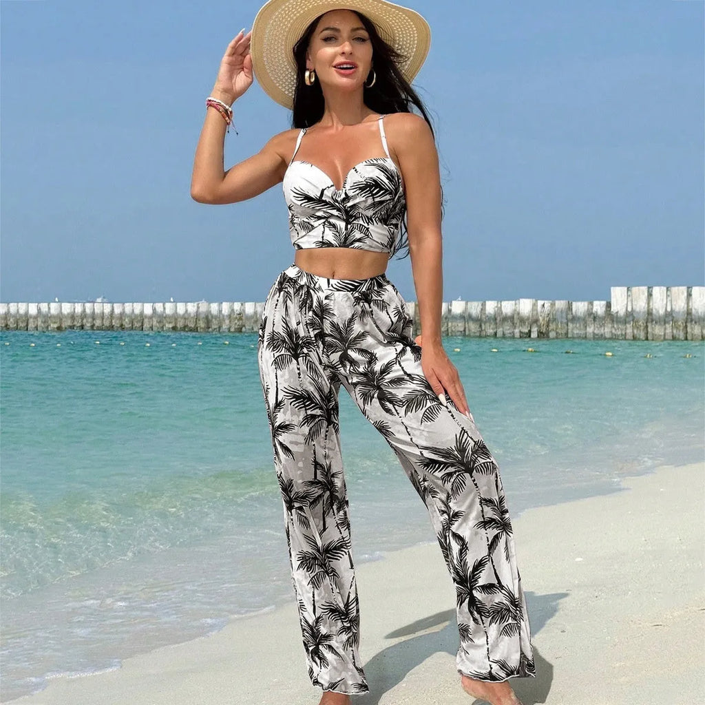 Women's bikini three-piece suit with printed pattern, available in black, blue, and emerald green colours