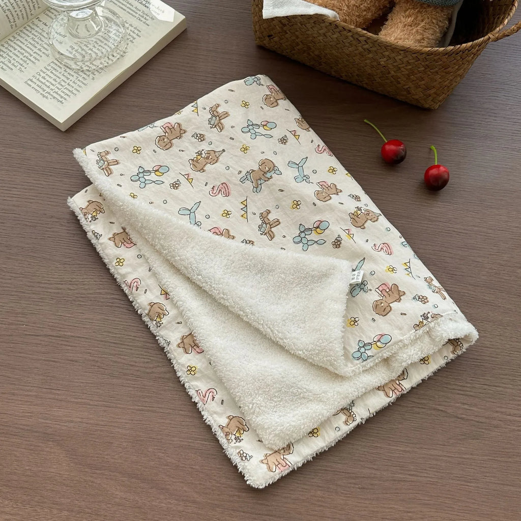 Cloth cat bed with removable pillow and two quilt sizes for flexible pet sleeping arrangements