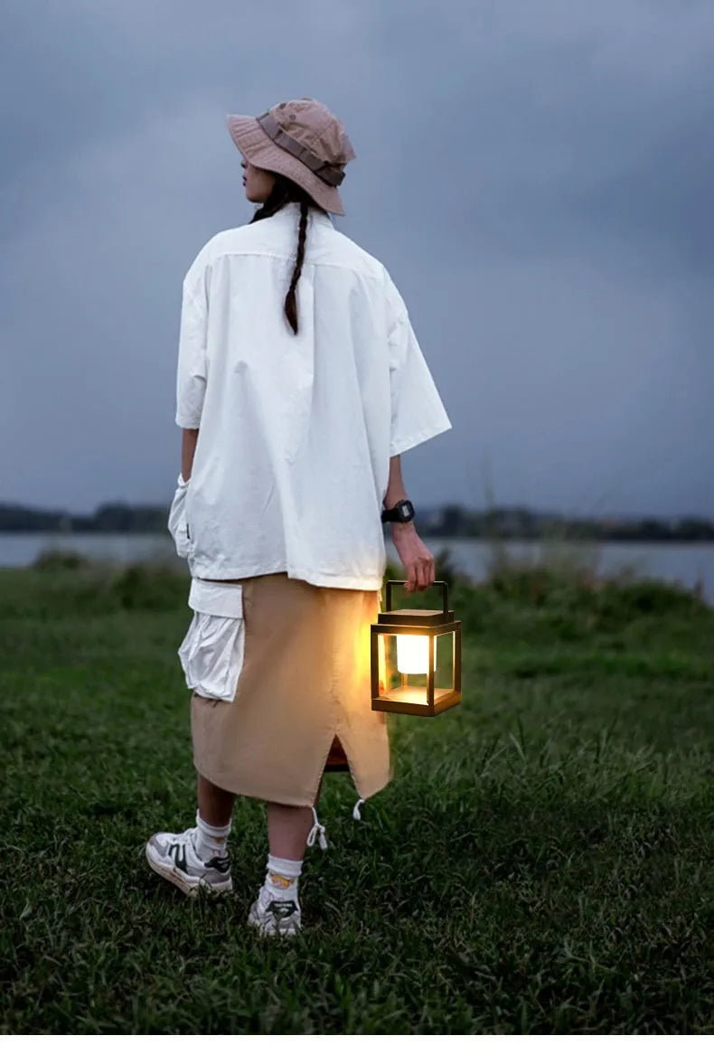Outdoor USB handheld ambient lantern, IP55, 135 x 180mm, black cover or white shell, 5-10W