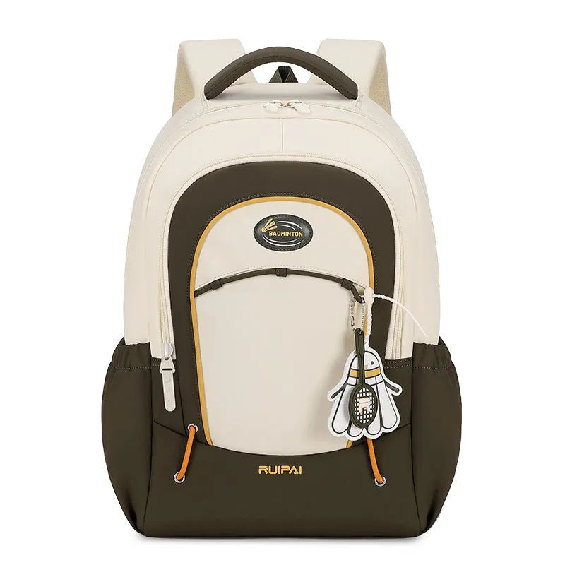 Leisure travel backpack in khaki colour with curved shoulder straps and 20-35L capacity