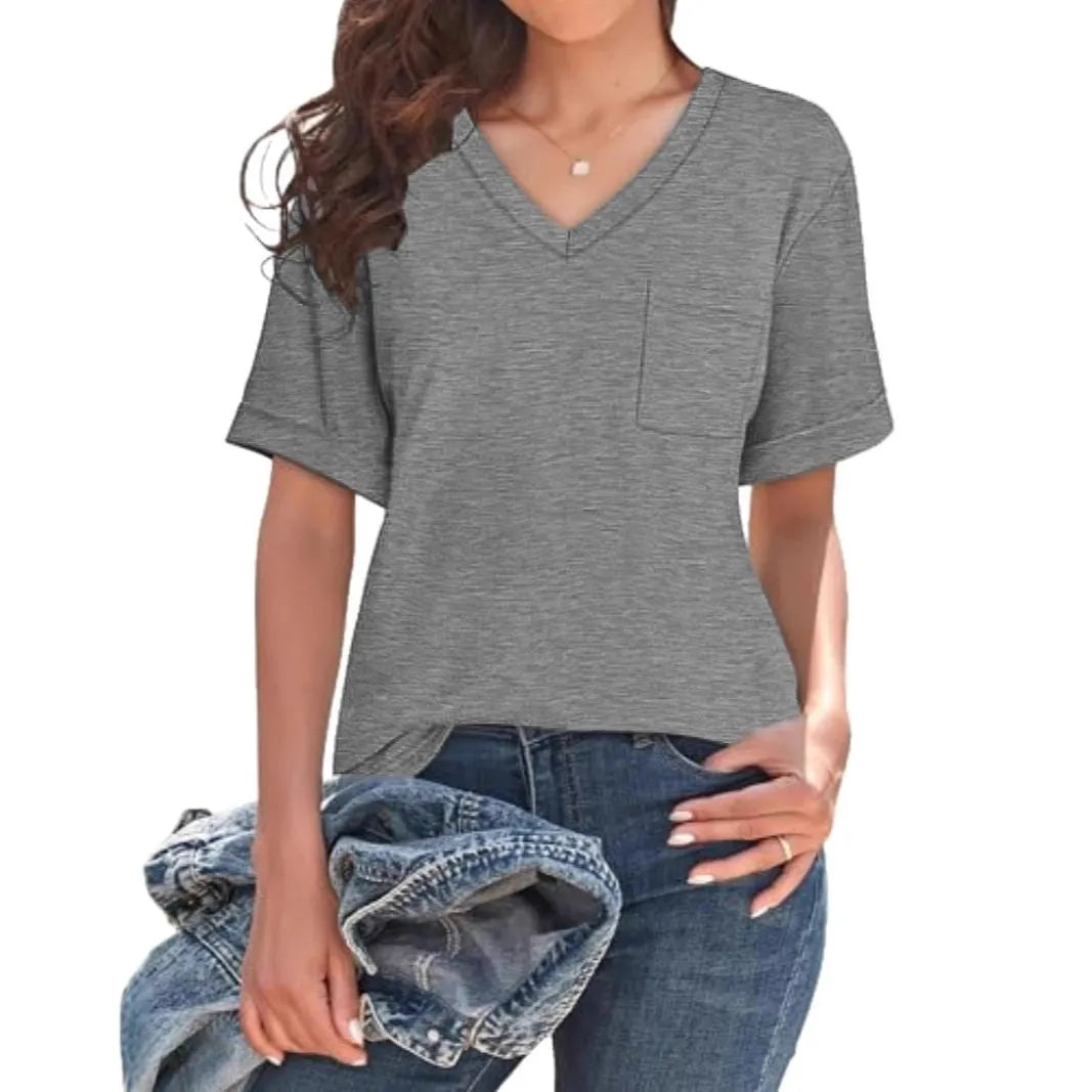 Grey loose V-neck t-shirt with front pocket in Japanese Korean casual style