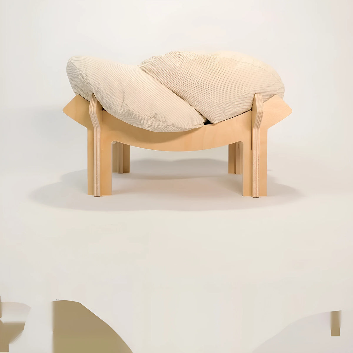 Foldable petal pet bed mat with washed cotton surface and optional multi-layer birch board base for cats and small dogs