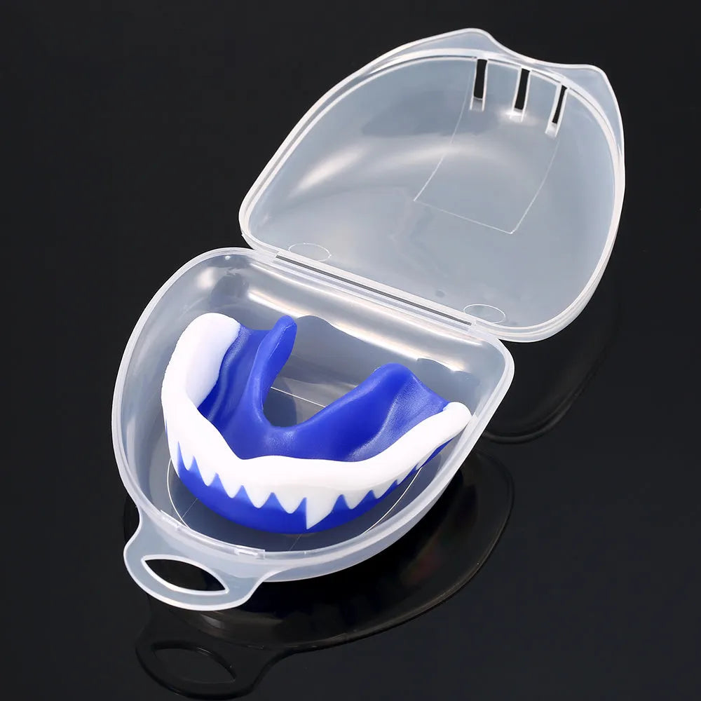 Adult food grade EVA mouth guard for boxing, muay and karate with transparent carry box, 6.5 x 4.6cm
