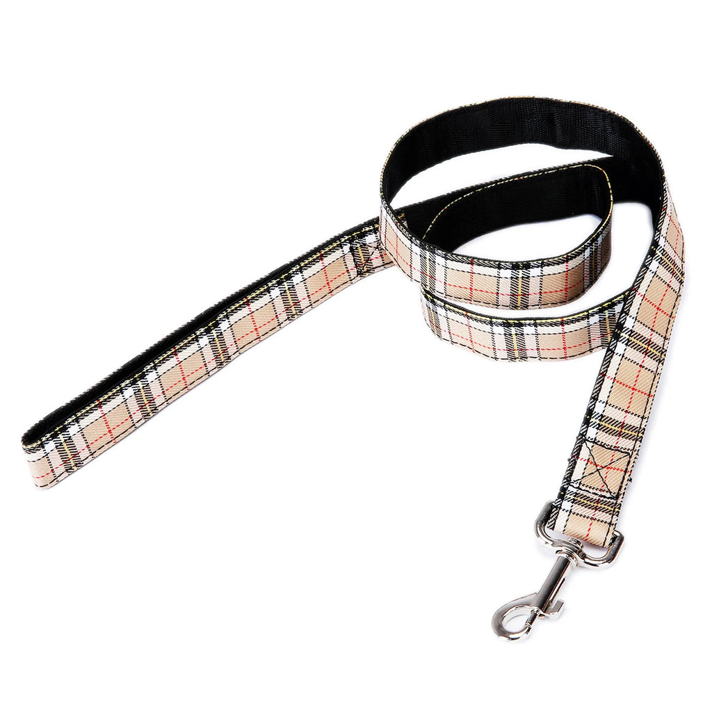 Black Christmas plaid stripe pet traction rope with hand holding loop measuring 120cm long