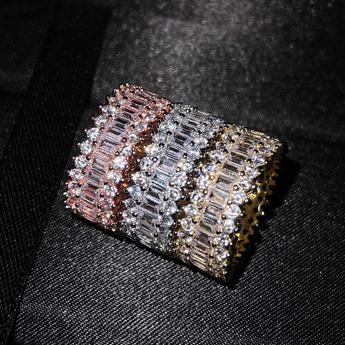 Copper geometric ring with zircon inlay in rose gold finish, unisex size 7