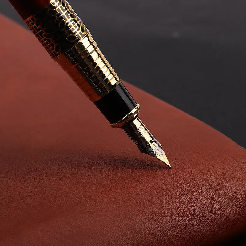 Imitation mahogany metal fountain pen with 0.5mm nib and black ink, wood grain finish
