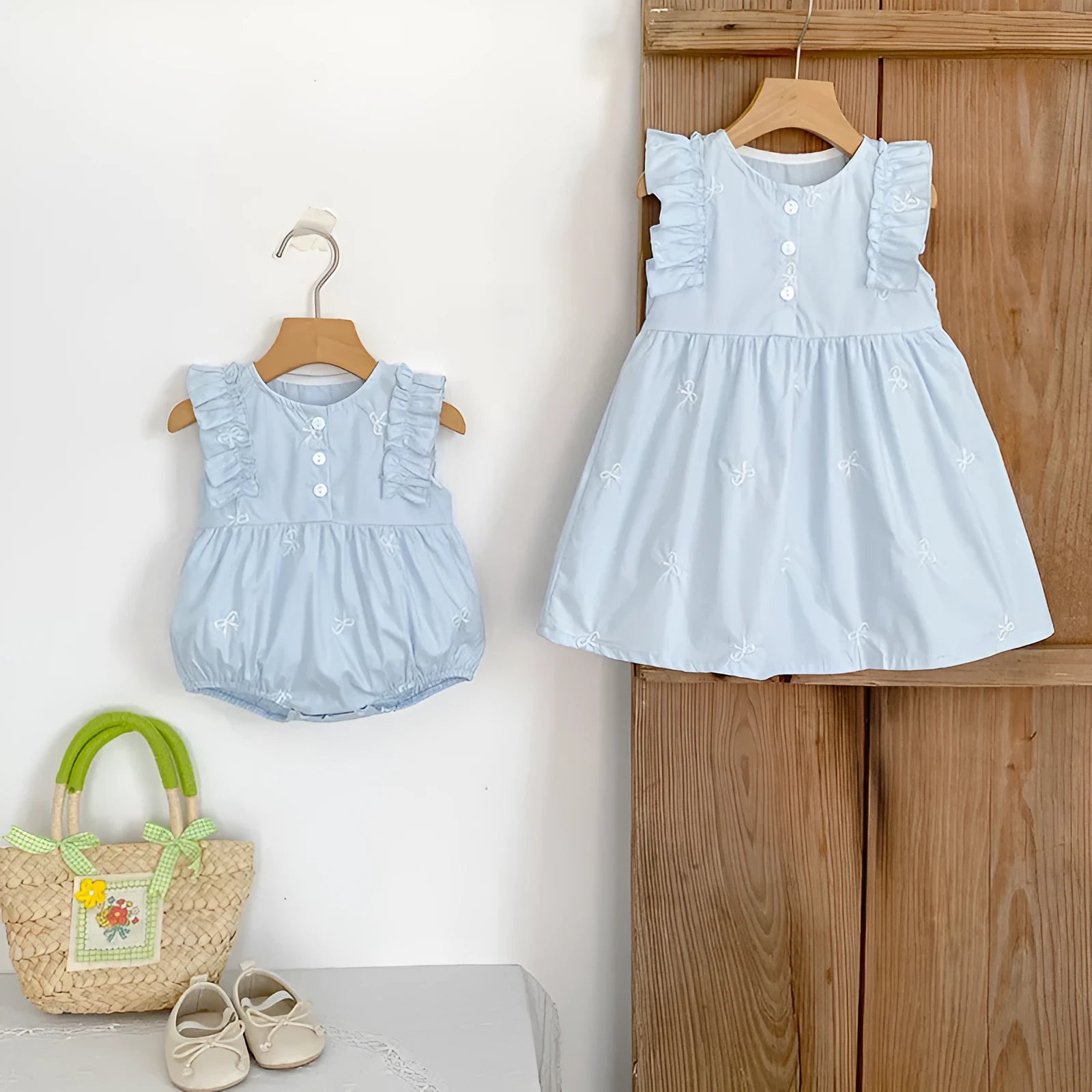 Children's cotton bowknot embroidered sleeveless dress in pink with A-line skirt