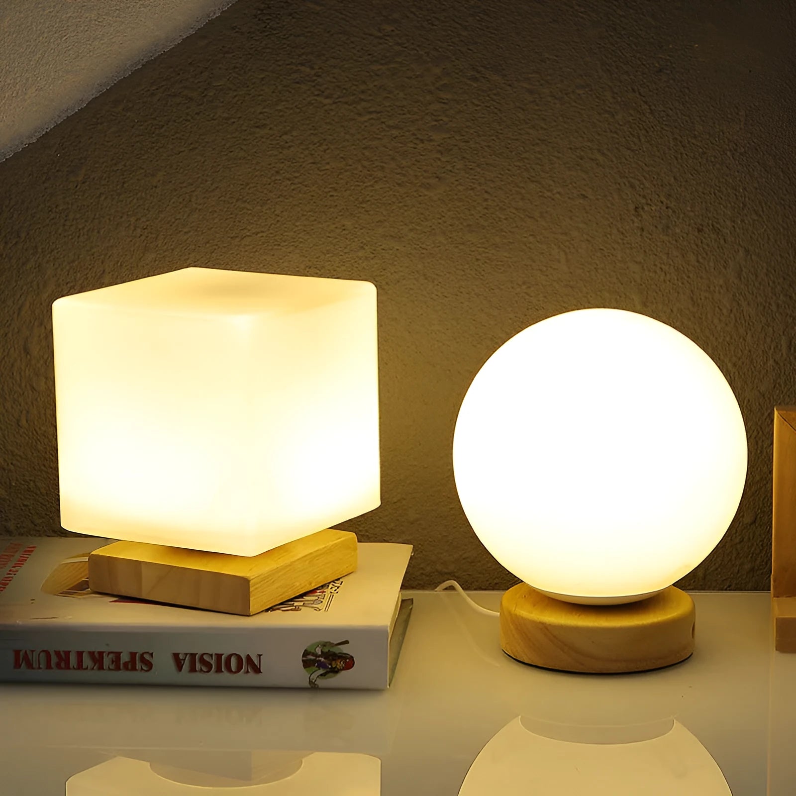 Nordic solid wood USB table lamp with flower shape and touch dimming in white finish