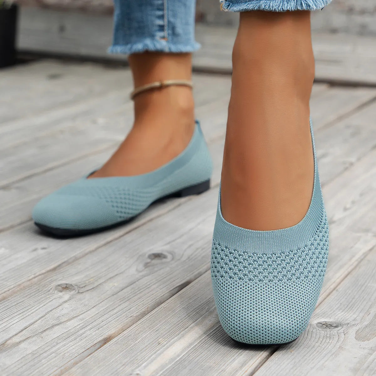Large size women's mesh breathable flat pumps in black, beige, dark blue, or light blue, sizes 36-43
