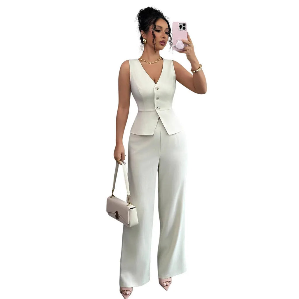 Women's sleeveless vest and high-waist trousers two-piece set in solid colour on mannequin