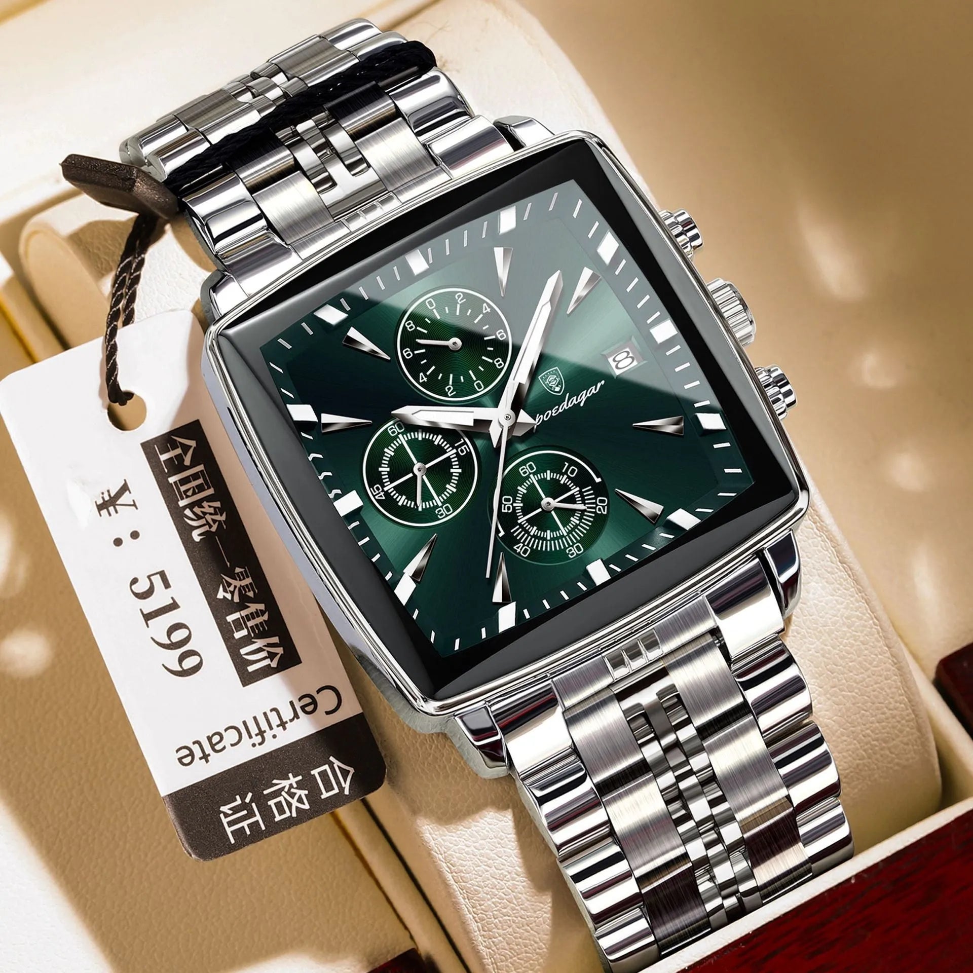 Square men's quartz watch with stainless steel strap and mineral glass