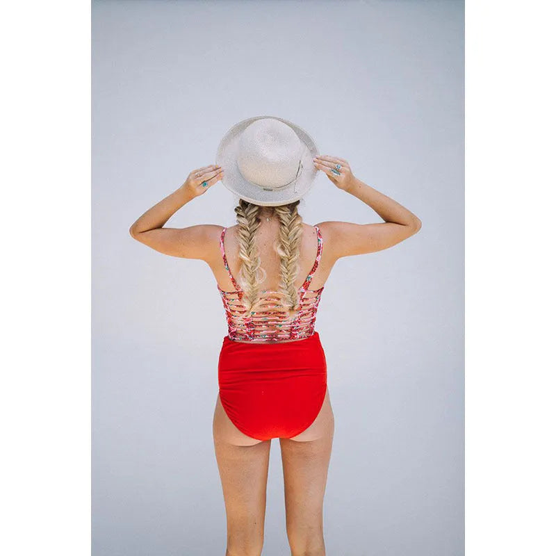 Pregnant women high waist swimwear in red with matching swim trunks, stretch fabric maternity swimsuit set