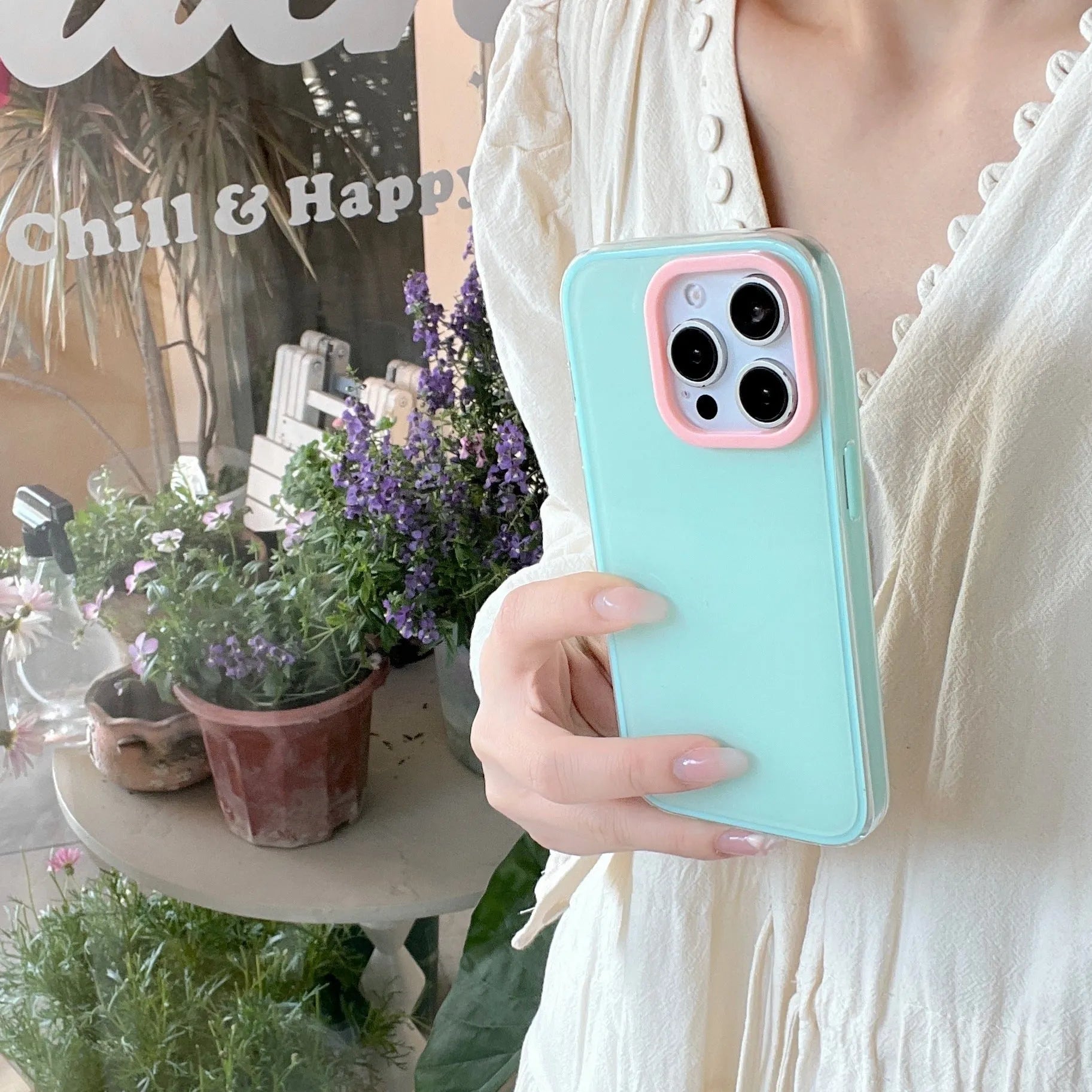 Clear jelly all-inclusive iPhone case in blue, white, yellow, pink and green colours for drop protection