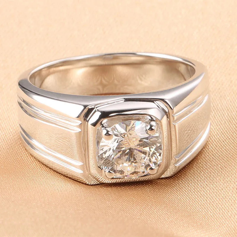 Sterling silver gold-plated ring with moissanite inlay, circular design, sizes 16 to 26